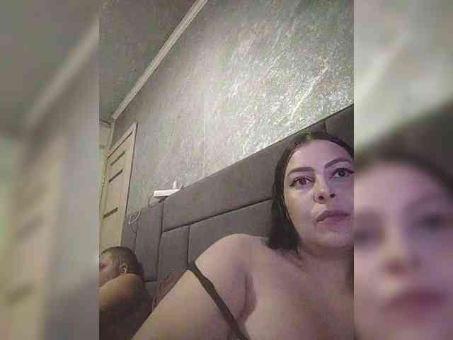 Cleopatra1990 webcam