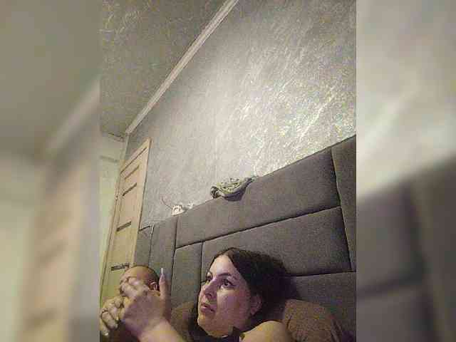 Cleopatra1990 webcam