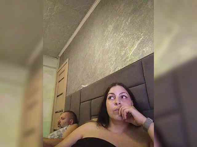 Cleopatra1990 webcam