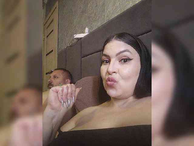 Cleopatra1990 webcam