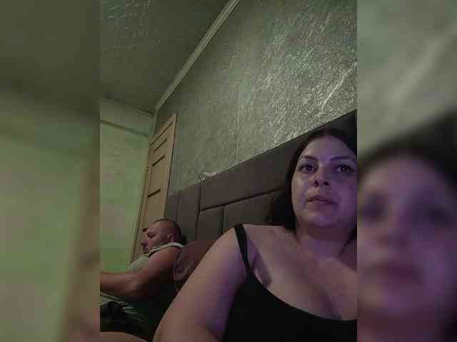 Cleopatra1990 webcam