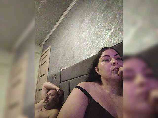 Cleopatra1990 webcam