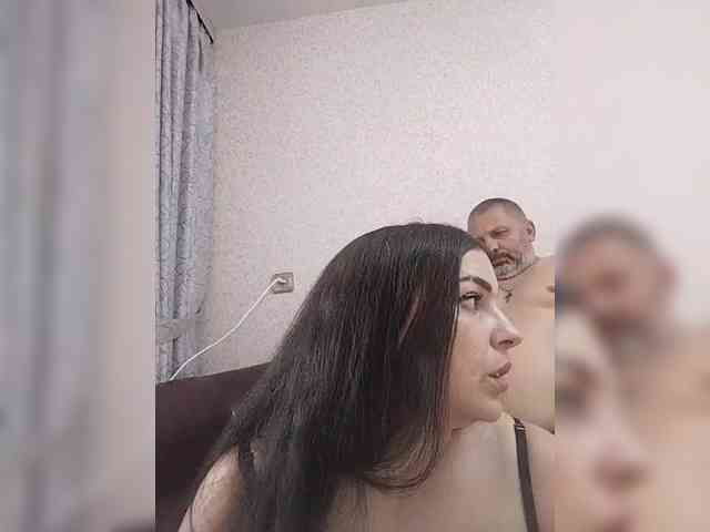 Cleopatra1990 webcam