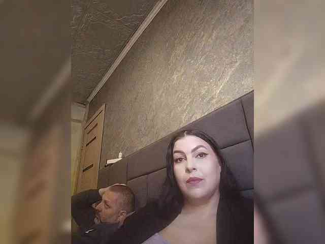 Cleopatra1990 webcam