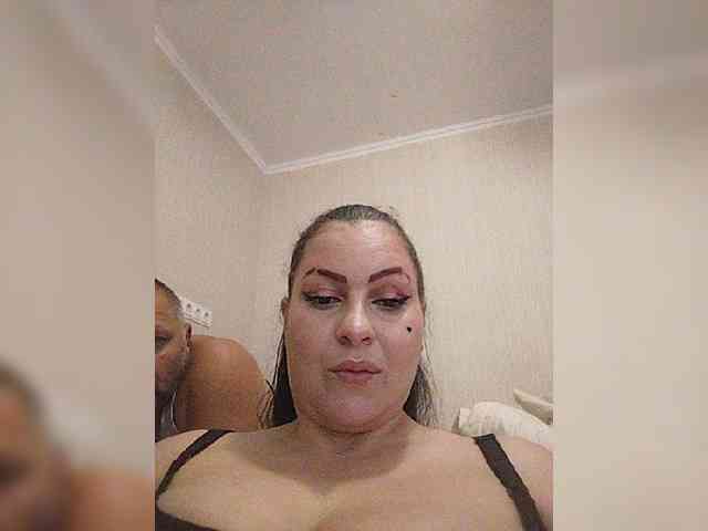 Cleopatra1990 webcam