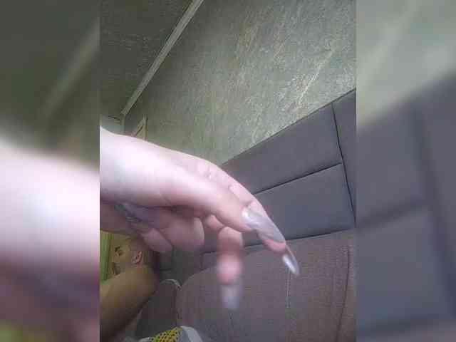 Cleopatra1990 webcam