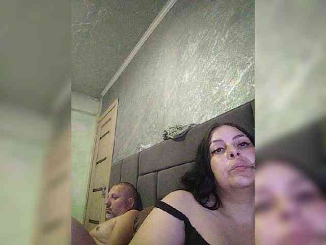 Cleopatra1990 webcam