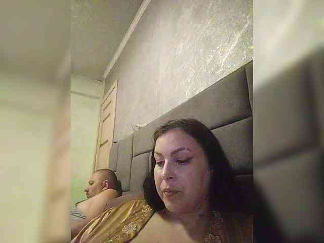 Cleopatra1990 webcam