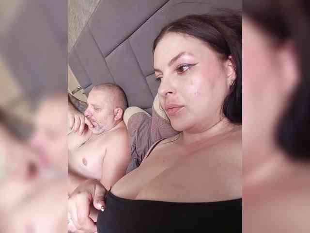 Cleopatra1990 webcam
