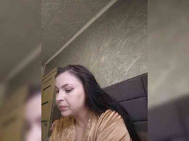 Cleopatra1990 webcam