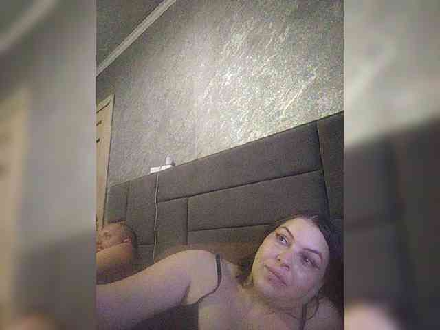 Cleopatra1990 webcam
