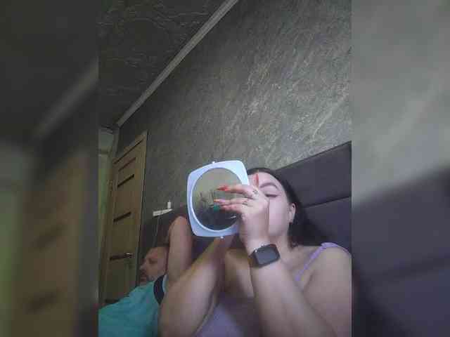 Cleopatra1990 webcam