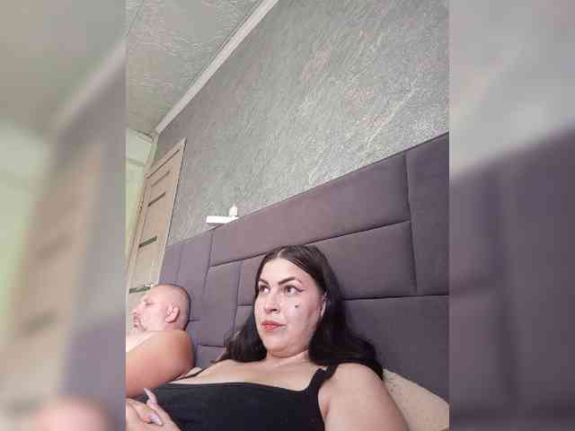 Cleopatra1990 webcam
