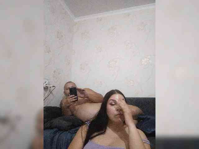 Cleopatra1990 webcam