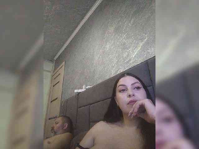 Cleopatra1990 webcam