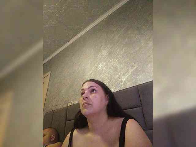 Cleopatra1990 webcam