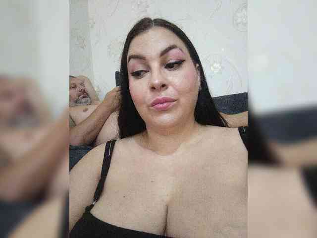 Cleopatra1990 webcam