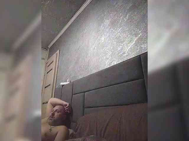 Cleopatra1990 webcam