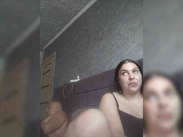 Cleopatra1990 webcam