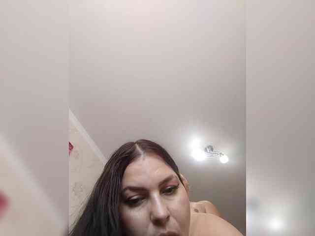 Cleopatra1990 webcam