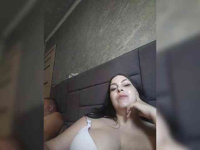 Cleopatra1990 webcam