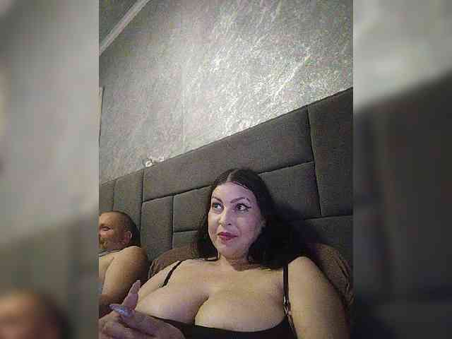 Cleopatra1990 webcam
