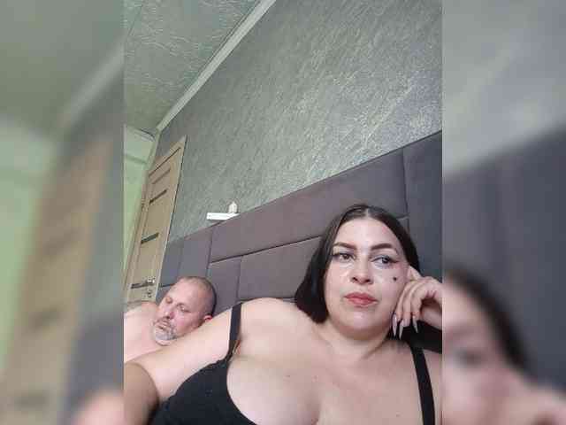 Cleopatra1990 webcam