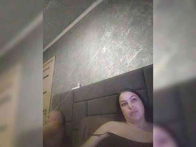 Cleopatra1990 webcam