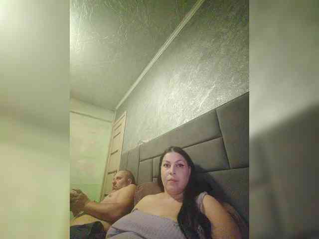 Cleopatra1990 webcam