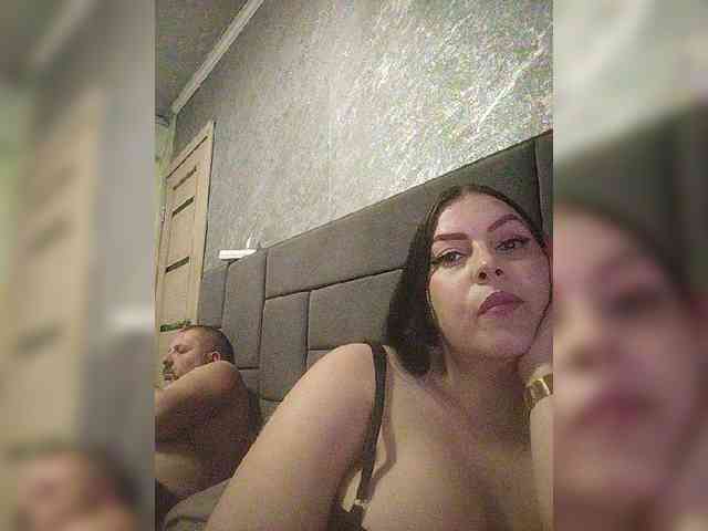 Cleopatra1990 webcam