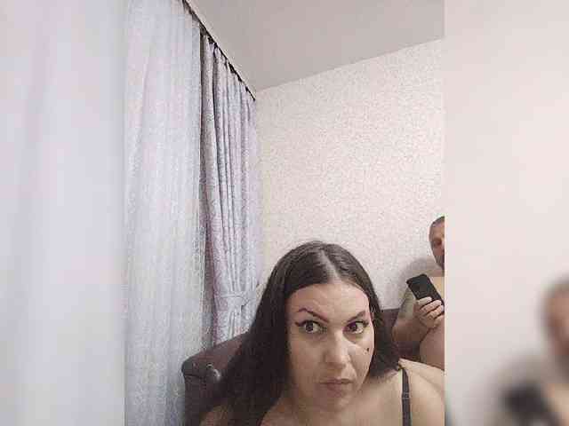 Cleopatra1990 webcam