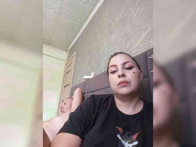 Cleopatra1990 webcam