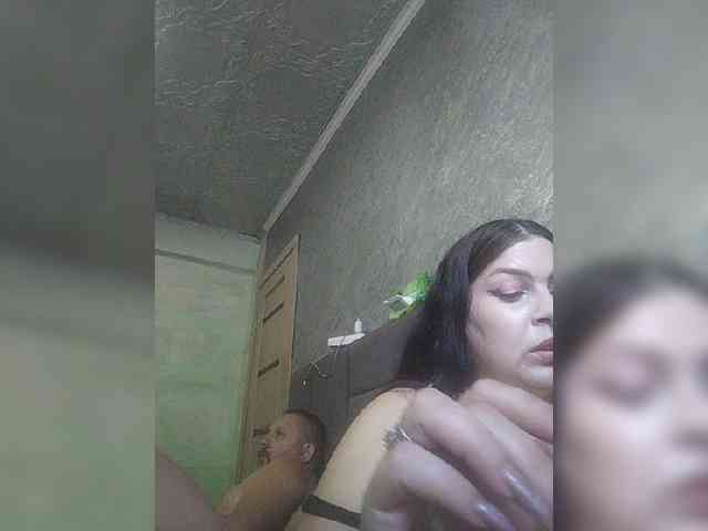 Cleopatra1990 webcam