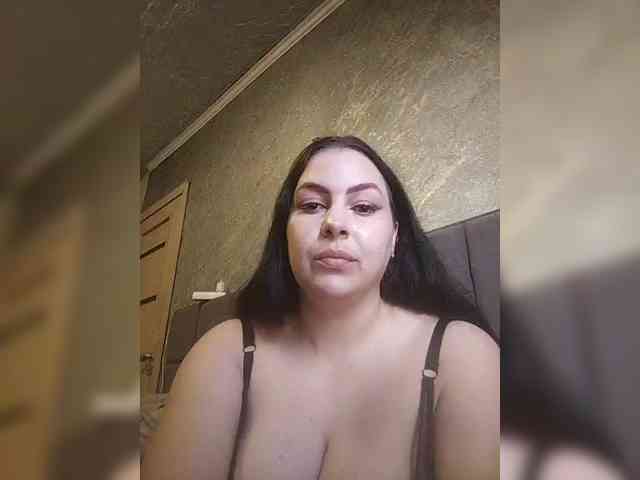 Cleopatra1990 webcam