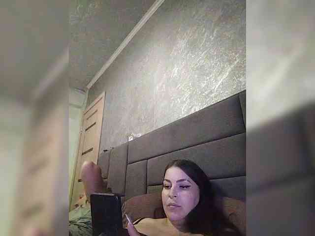 Cleopatra1990 webcam