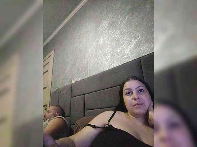 Cleopatra1990 webcam