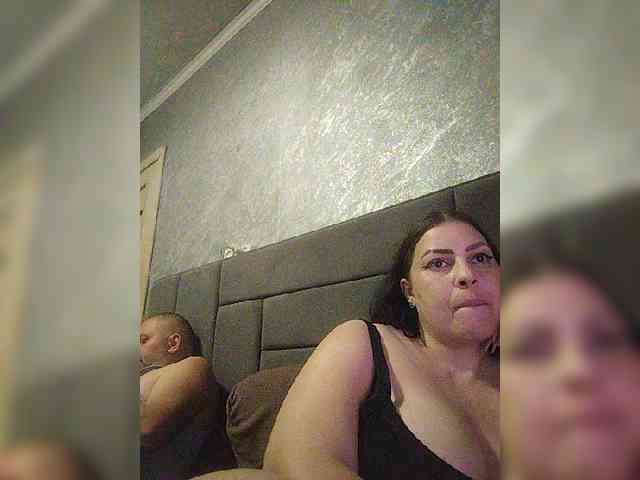 Cleopatra1990 webcam
