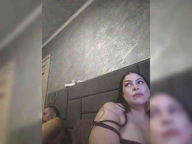 Dieses Model ist jetzt live. kissmabont