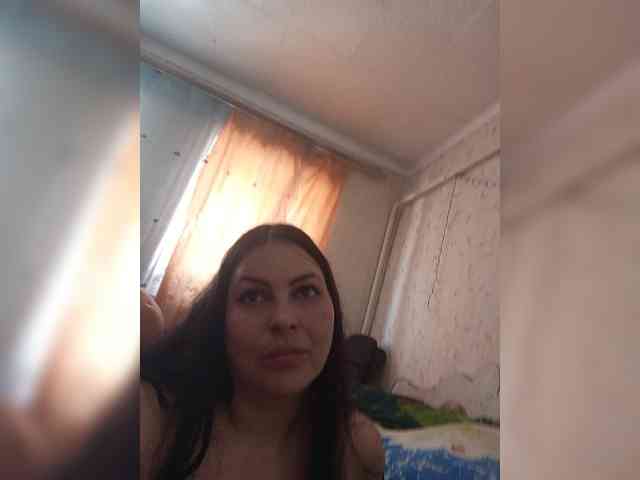 Cleopatra1990 webcam