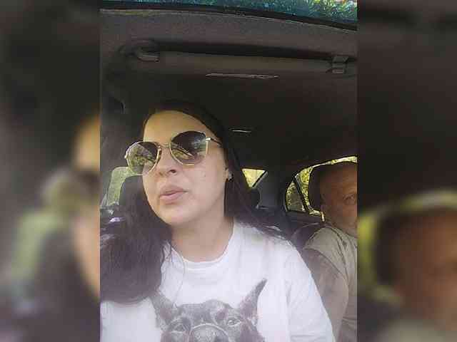 Cleopatra1990 webcam