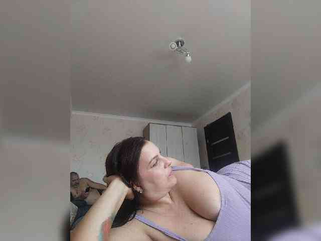 Cleopatra1990 webcam
