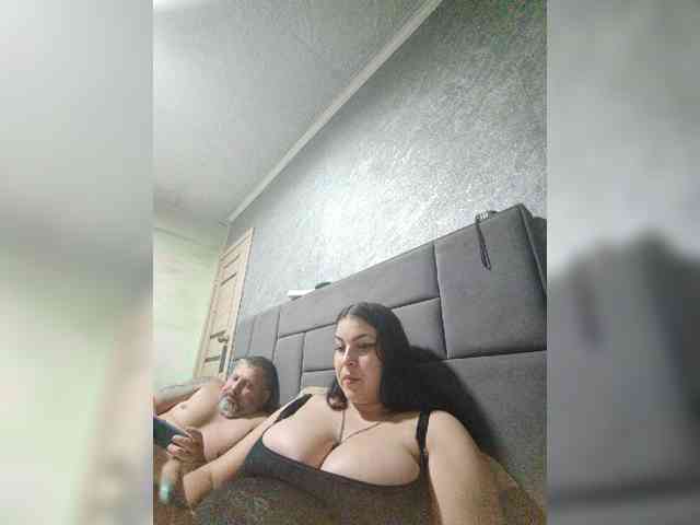 Cleopatra1990 webcam