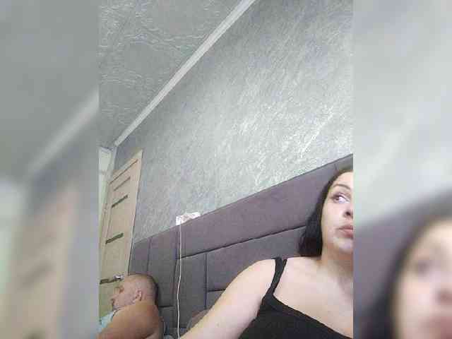 Cleopatra1990 webcam