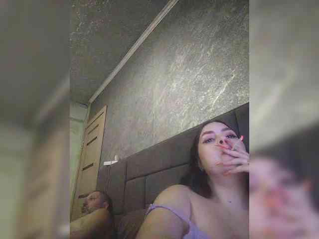 Cleopatra1990 webcam