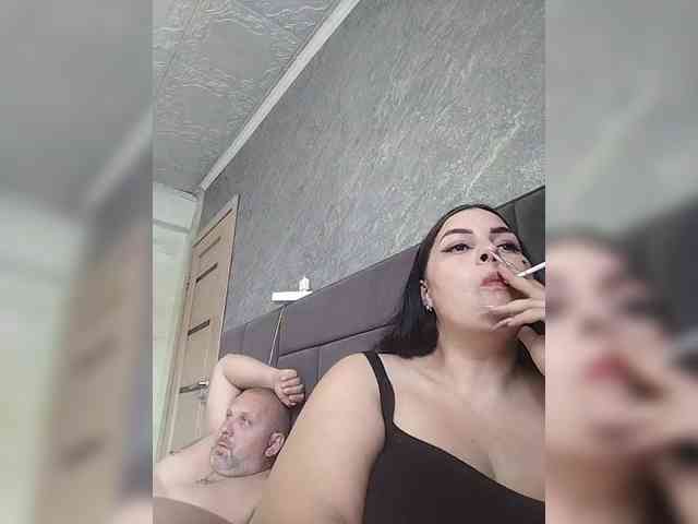 Cleopatra1990 webcam