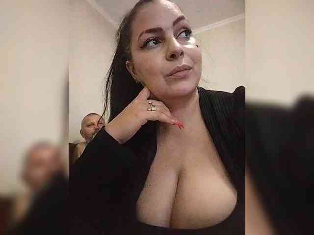 Cleopatra1990 webcam