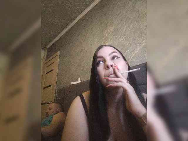 Cleopatra1990 webcam