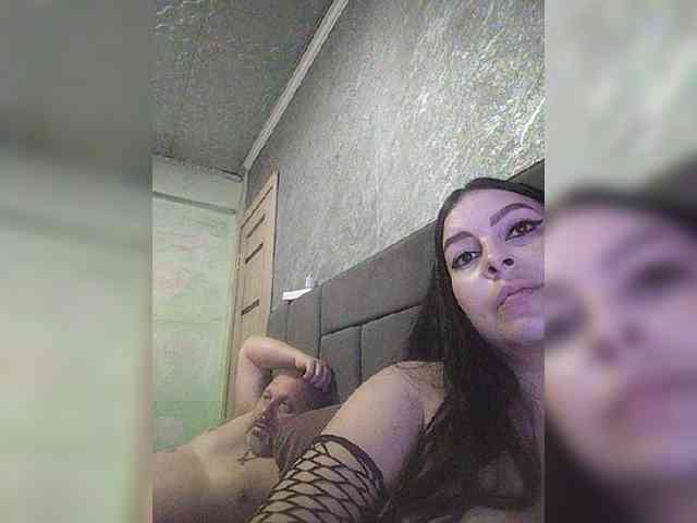 Cleopatra1990 webcam