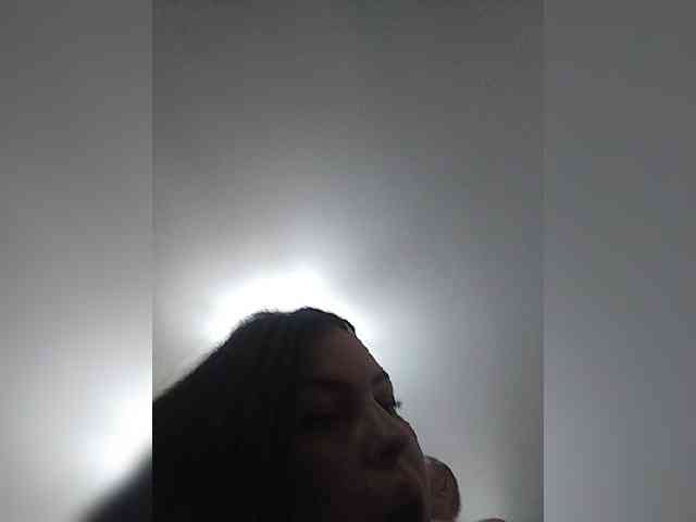 Cleopatra1990 webcam