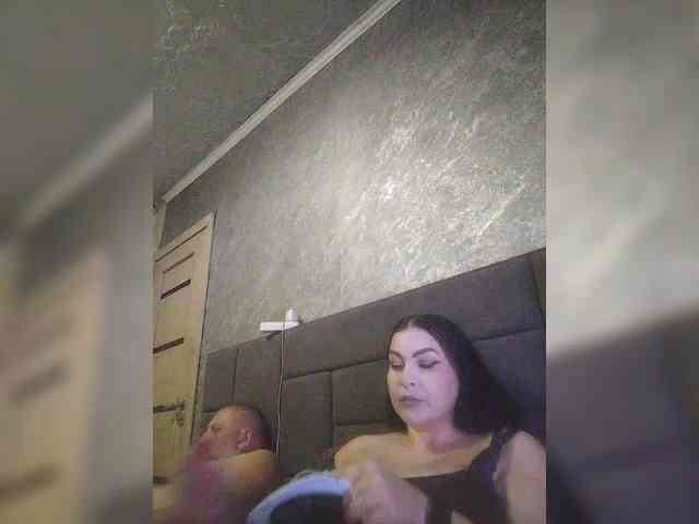 Cleopatra1990 webcam